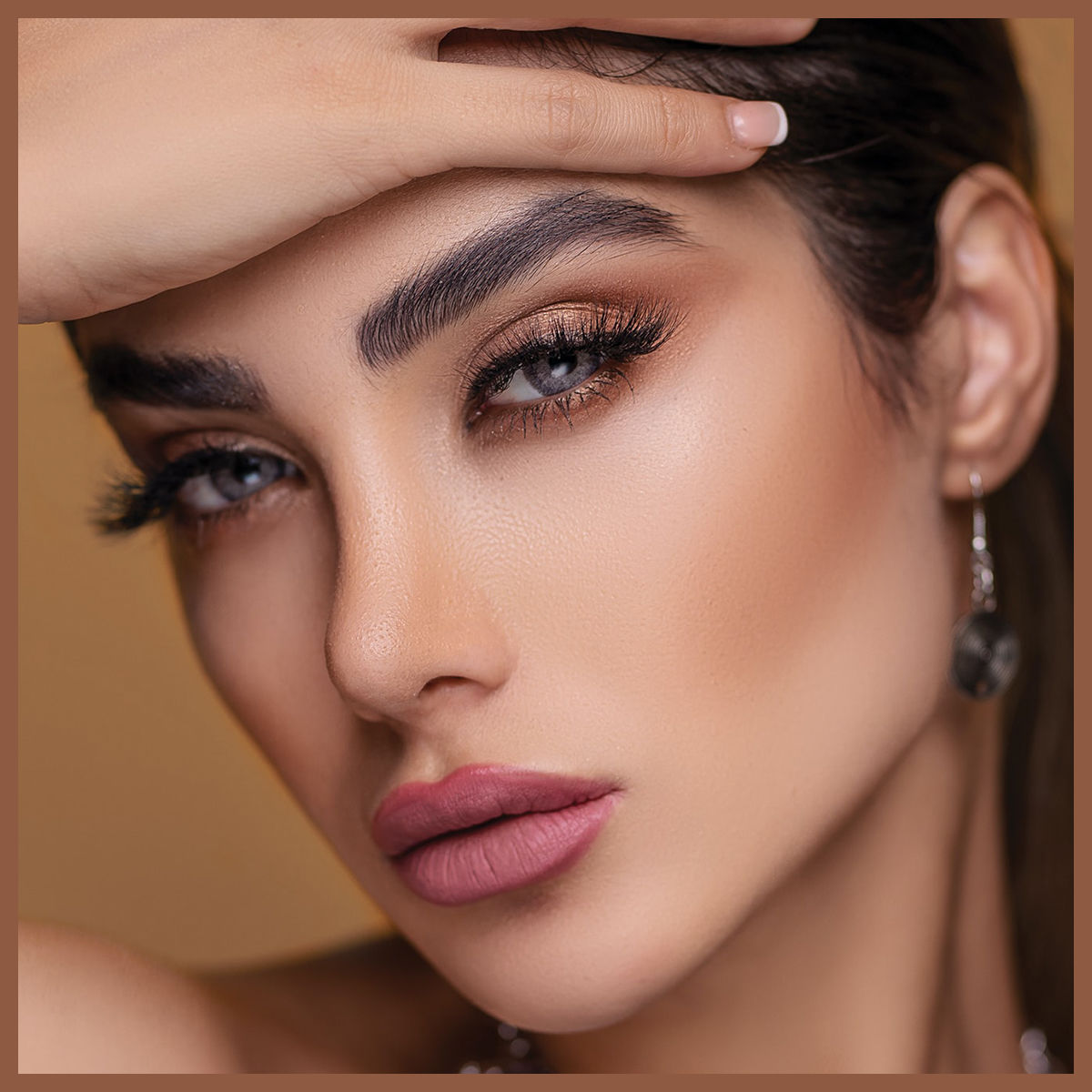 CARSLAN 4 Color Eyeshadow Palette Makeup Set, Nude Neutral Eye Makeup, Matte Naked Eyeshadow Palette, Glitter Shimmer Eyeshadow Contour Palette